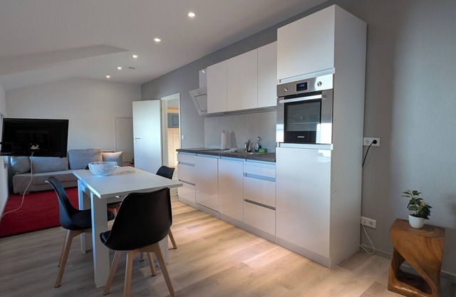 Modern vacation apartment on the horse farm for 2-4 people *W LAN, Smart TV*