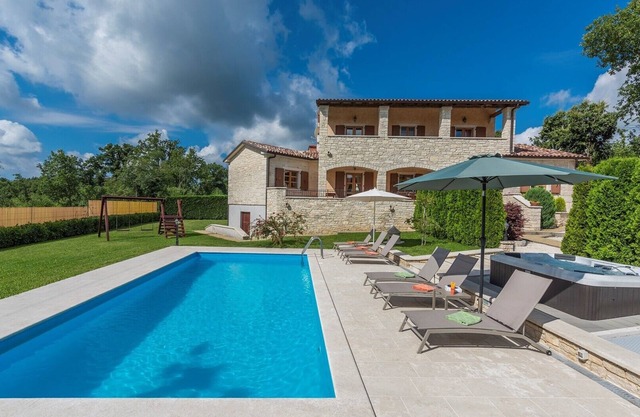 Modern Villa Vernier with Private Pool and Jacuzzi