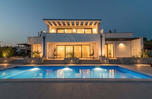 Modern Villa Viktorija* with a sea view and a pool on Krk