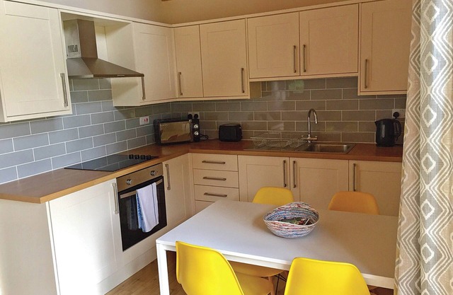 Modern yet rustic designed lodge, ideal for families or couples.