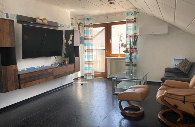 Moderne Ferienwohnung Neckarschleife mit Klimaanlage