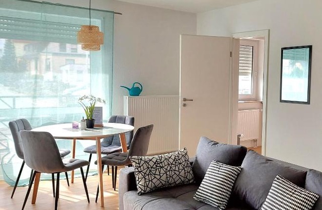 Moderne Wohnung mit Vollausstattung in ruhiger Lage, W-LAN
