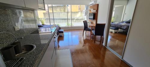 Moderno Monoambiente, edificio con pileta, excelente ubicación