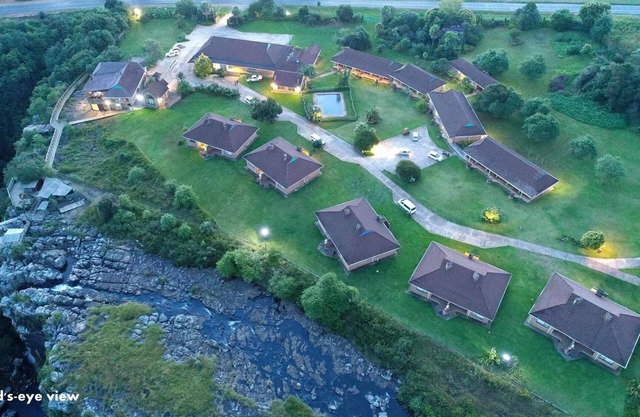 Mogodi Lodge Self Catering Chalet