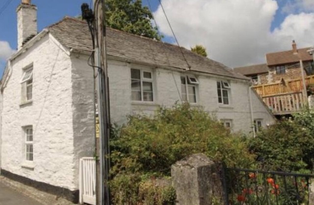 Molesworth: Your Cornish Hideaway. Central location with free private parking