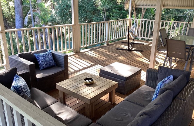 Mollybeen, Fantastic location. 5 min flat walk to beach, shops & Mollymook Bowlo