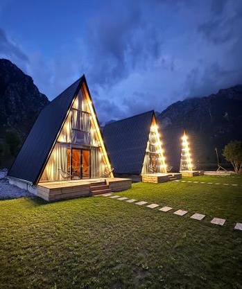 Monark Villas