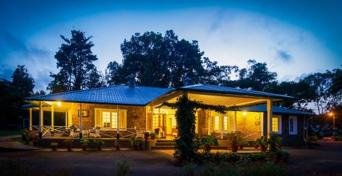 Monica Garden Bungalow