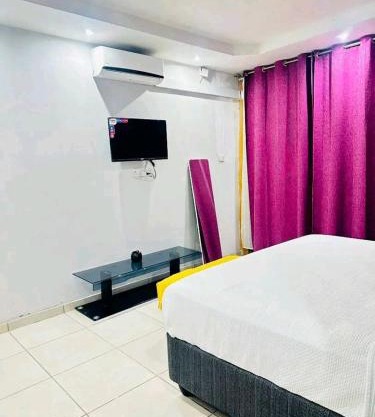 Mono Guest House