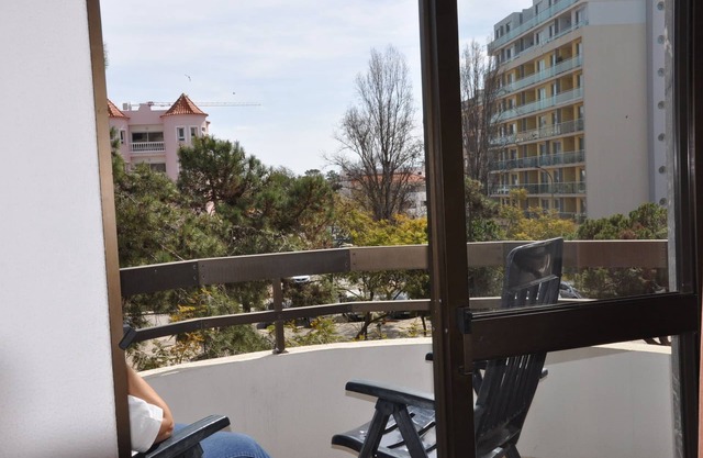 MONTE GORDO - Spacious T2, by the beach (MEO TV/WiFi) AND AIR CONDITIONING