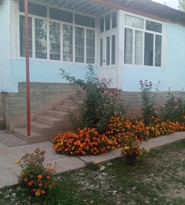 Moon guest house