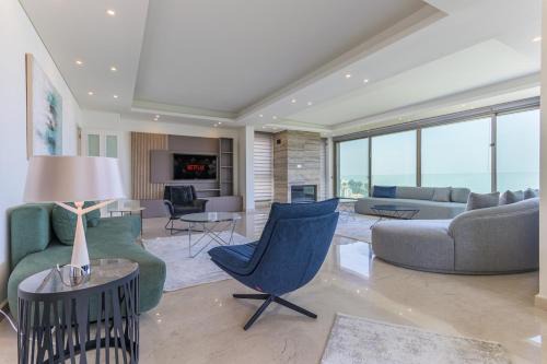 Moonlight 2BR In Ain Saade