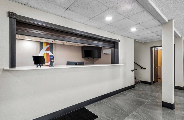 Motel 6 North Sioux City, SD – I-29 North