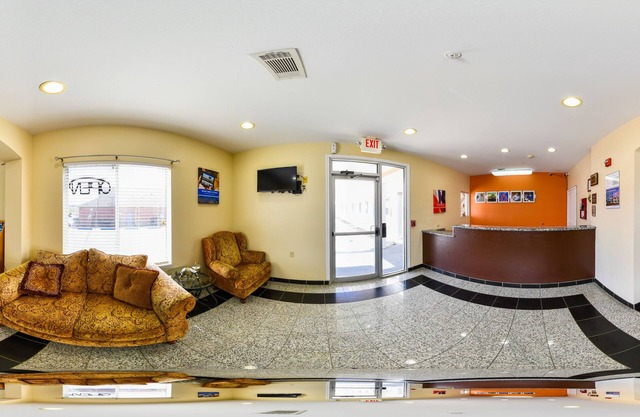Motel 6 Rhome, TX