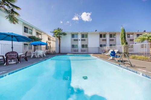 Motel 6-Seattle, WA - Sea-Tac Airport South