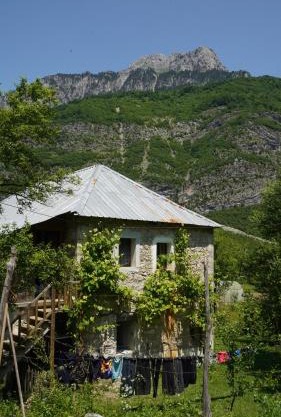 Motina River Guesthouse