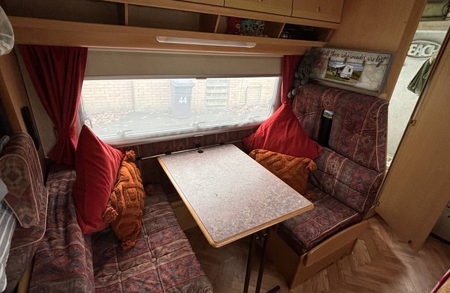 Motorhome in Hinckley- Sleeps 3- Pet Friendly
