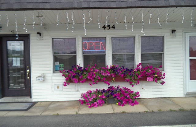 Mount Blue Motel