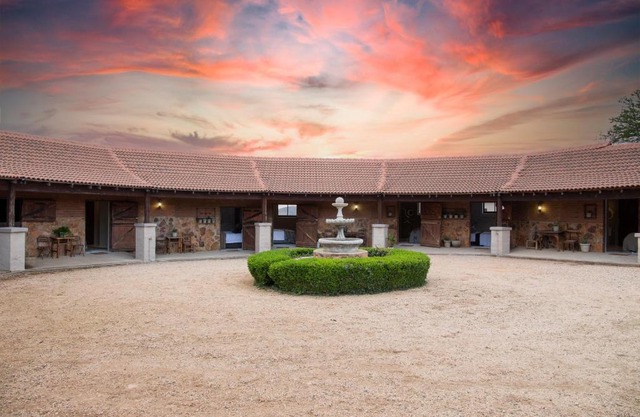 Mount High Luxury Stables