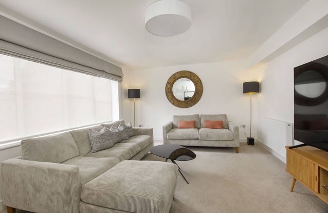 Mount Vale 4 Bedroom House