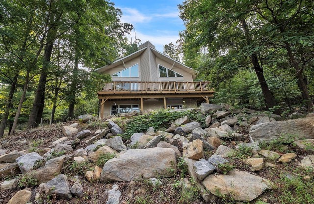 Mountain Chic Retreat by RedAwning