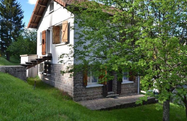 MOUNTAIN CHALET BETWEEN LOZERE AND ARDECHE FOR 8 PEOPLE