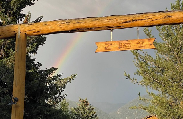 Mountain Loft Close To Golf, Fishing, Rafting, Skiing, And Hiking. Near Jackson