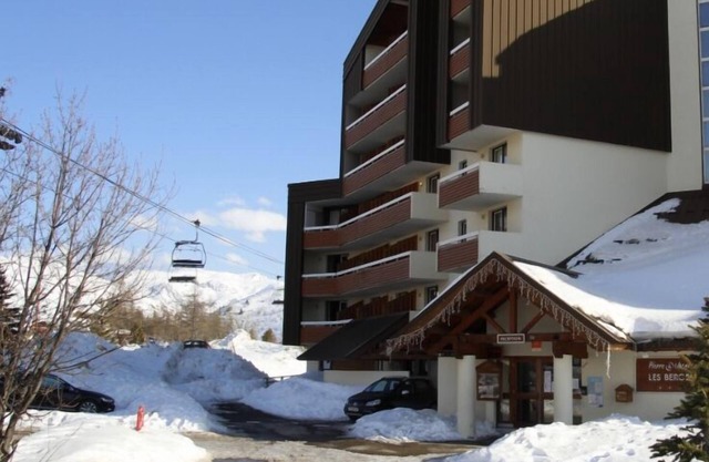 Mountain stay in a 4 * residence with swimming pool and sauna
