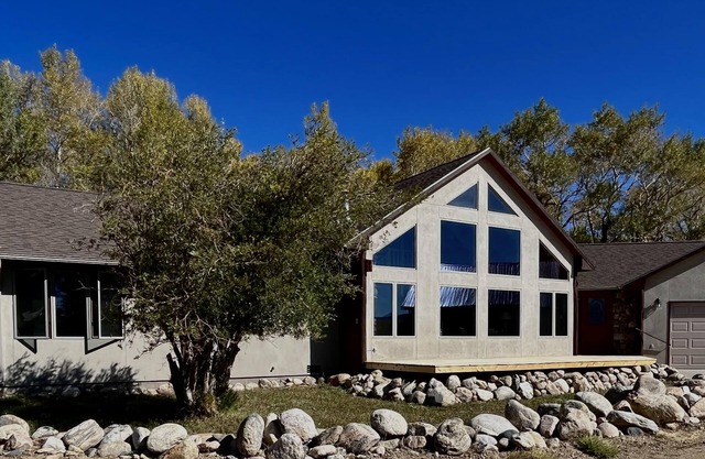 Mountain Valley Getaway A Peaceful Setting - Weekly Discounts!