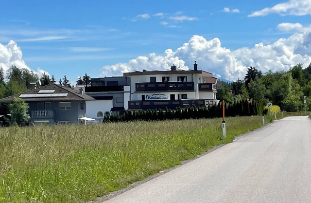 Mountain View Apartment - WIESENBLICKnGötzens near Innsbruck