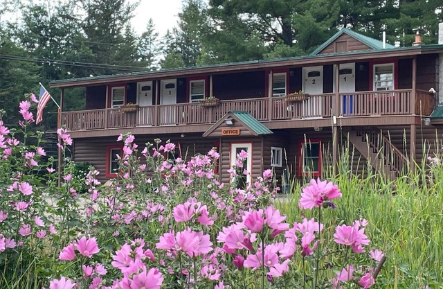 Mountain View Motel & Campground