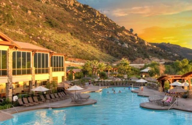 Mountain Villas - Welk Resort (Lg 1BR spacious suite)
