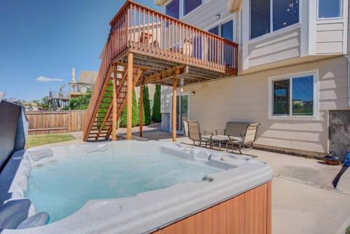 Mtn View Retreat Hot Tub Home Cinema AFA Nearby