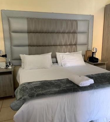 Mudix Royal Palace Guest Lodge