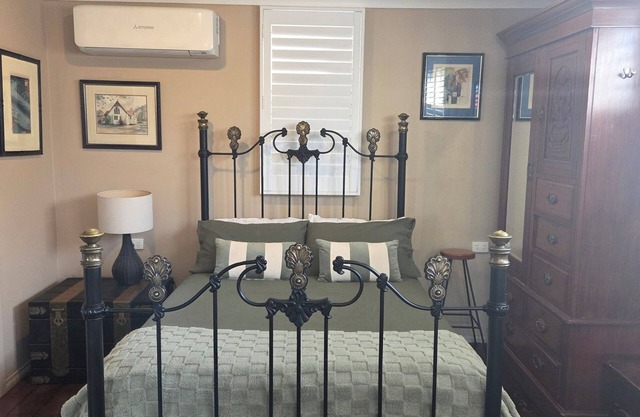 Mulberry Cottage - 2 Minute walk to town