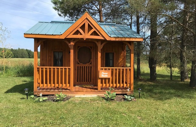 Munro Glamping Bunkie, Hepworth, 3 Wooded Acres