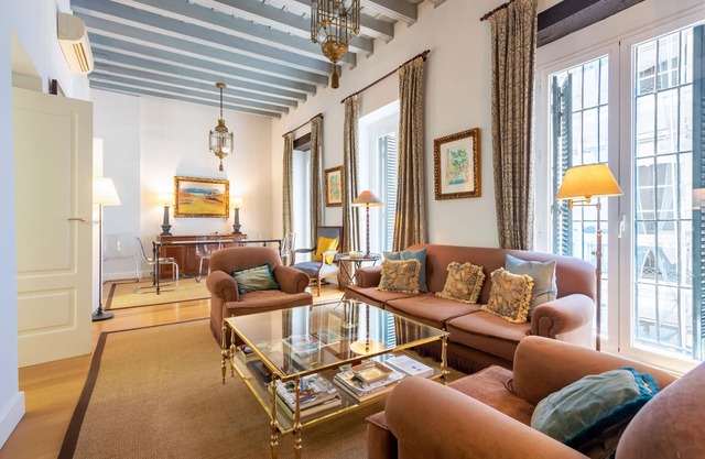 Museum Duplex and Patios, Historical center, 8 pax