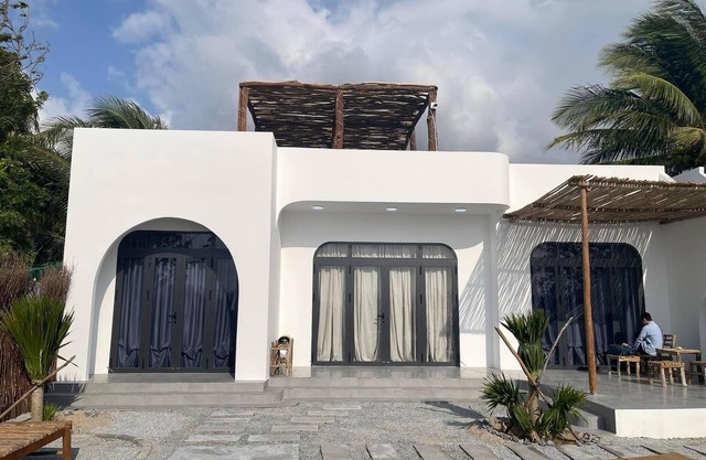 My Hoa Oceanfront Home