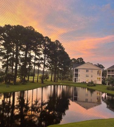 Myrtle Beach Condo - Golf Course & Water Views Family Fun