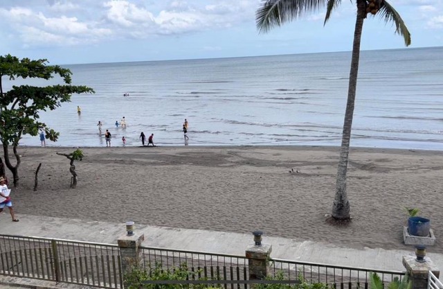 Nahas Beach Resort