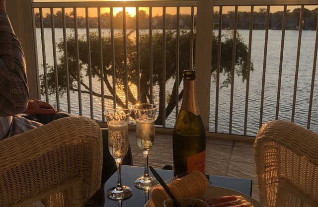 Naples Lakeside Condo