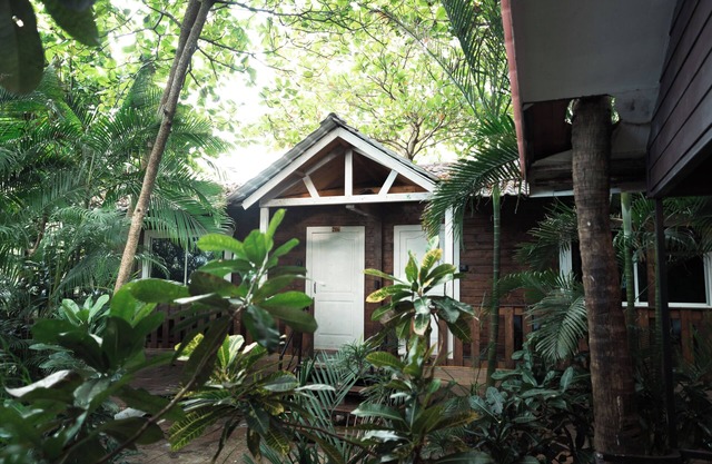 Nasya Beachside Cottages