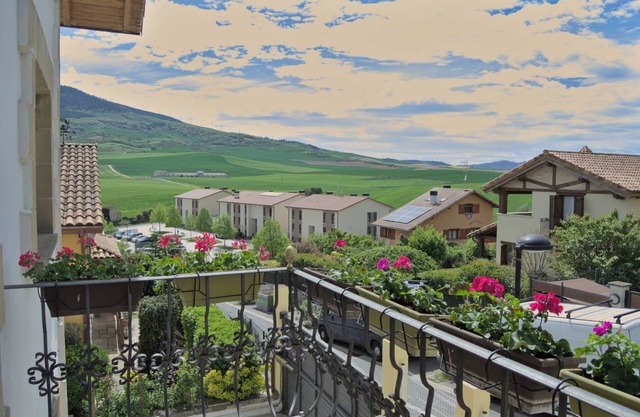 Nature, art and entertainment at the foot of the Sierra del Perdon