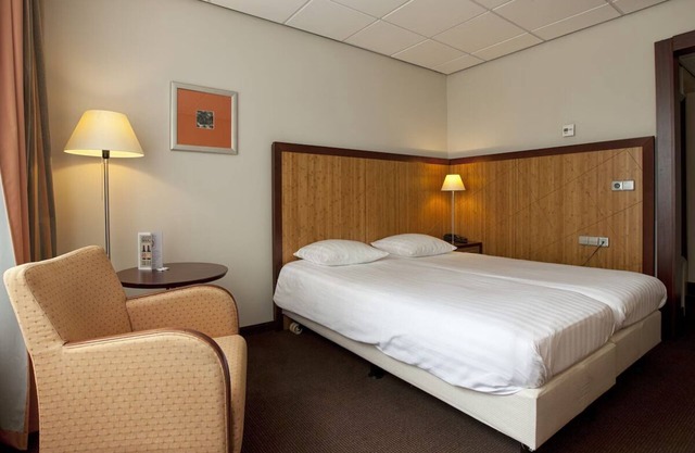 Nature Walks and Museum Tours Are Just Minutes From Your Stay! Outdoor Pool