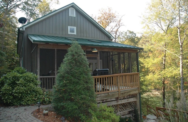 Nauti & Nice @ Norris - a copious cozy cabin on the cove
