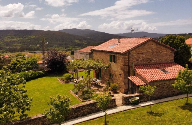 nCasa do demo Historic stone house