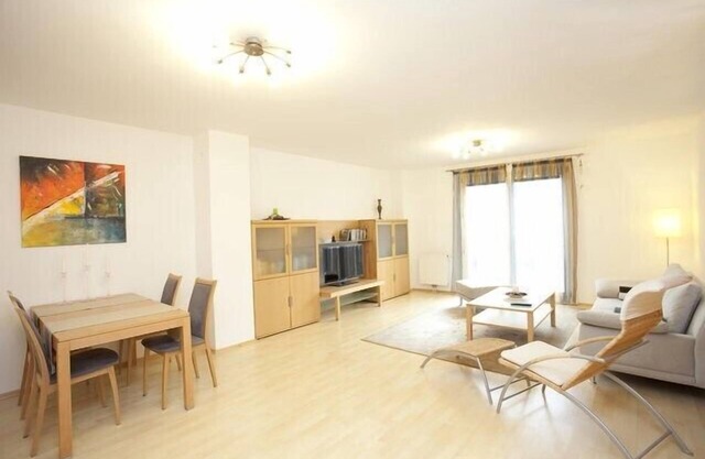 Near the center, spacious apartment with modern facilities, excellent infrastructure