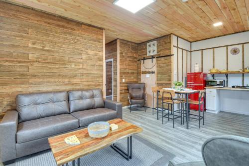 Near Twilight Sites and Scenic Hikes Forks Apt