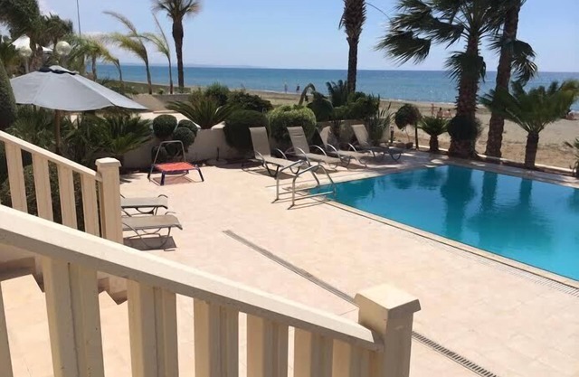 Nefeli Beach Villa, 5 Bedrooms