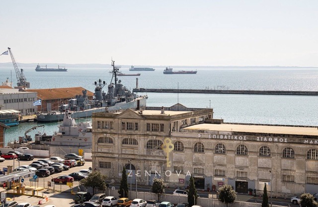 Nero Luxury Suites by Zennova